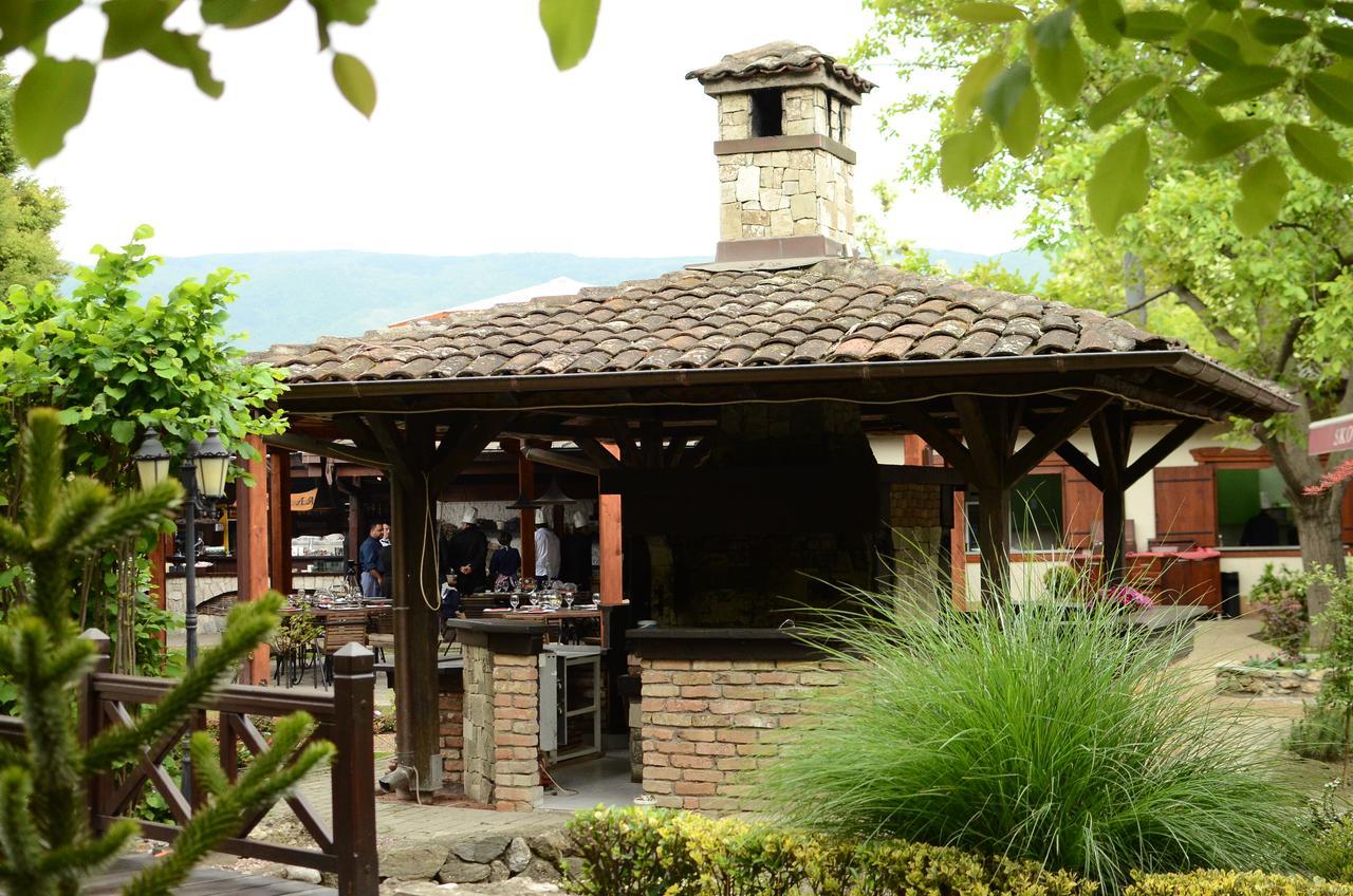 Konak Nestor Bungalows Skopje Exterior photo